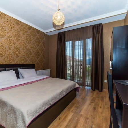 Hotel New Телави Экстерьер фото