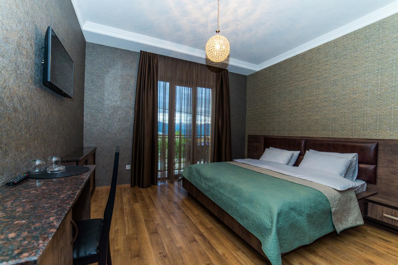 Hotel New Телави Экстерьер фото