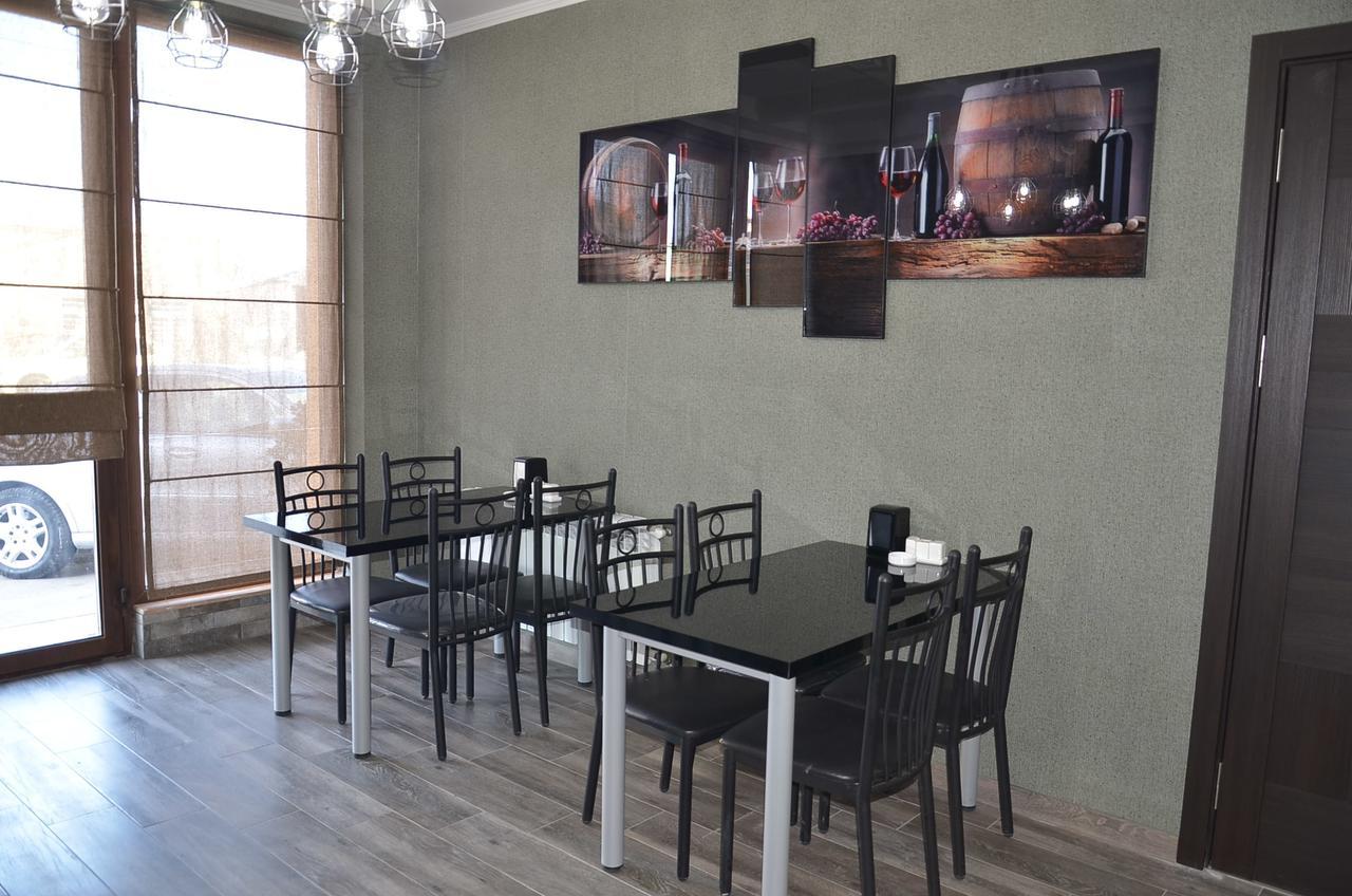 Hotel New Телави Экстерьер фото